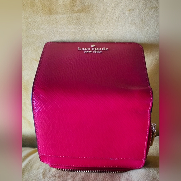NWT Kate Spade RUBY RED ZIP Wallet - Picture 16 of 16
